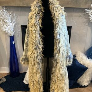 Fashion Nova Shaggy Faux Fur Teddy Jacket in Cream